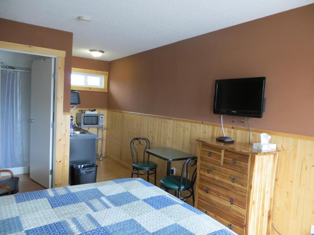 Fort Motel Fort Macleod Habitación foto