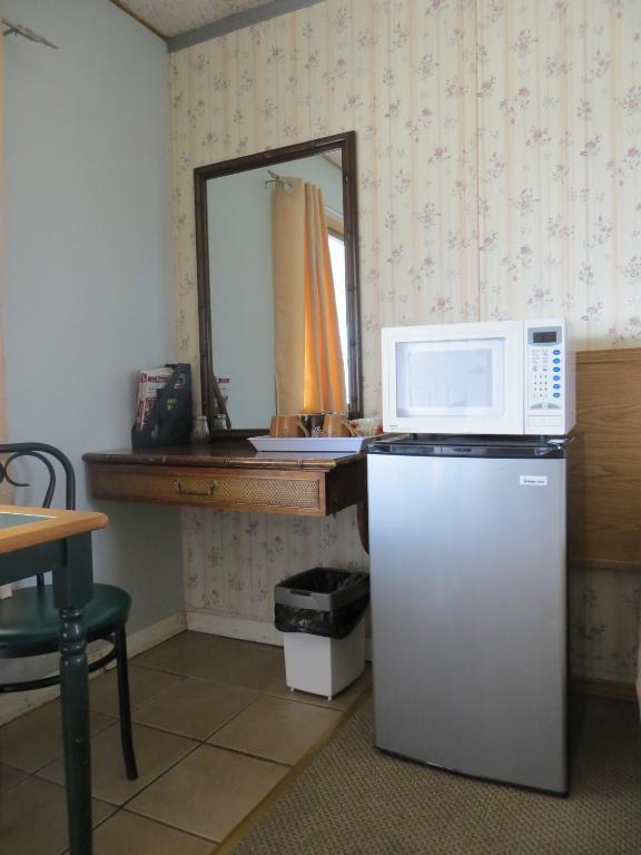 Fort Motel Fort Macleod Habitación foto