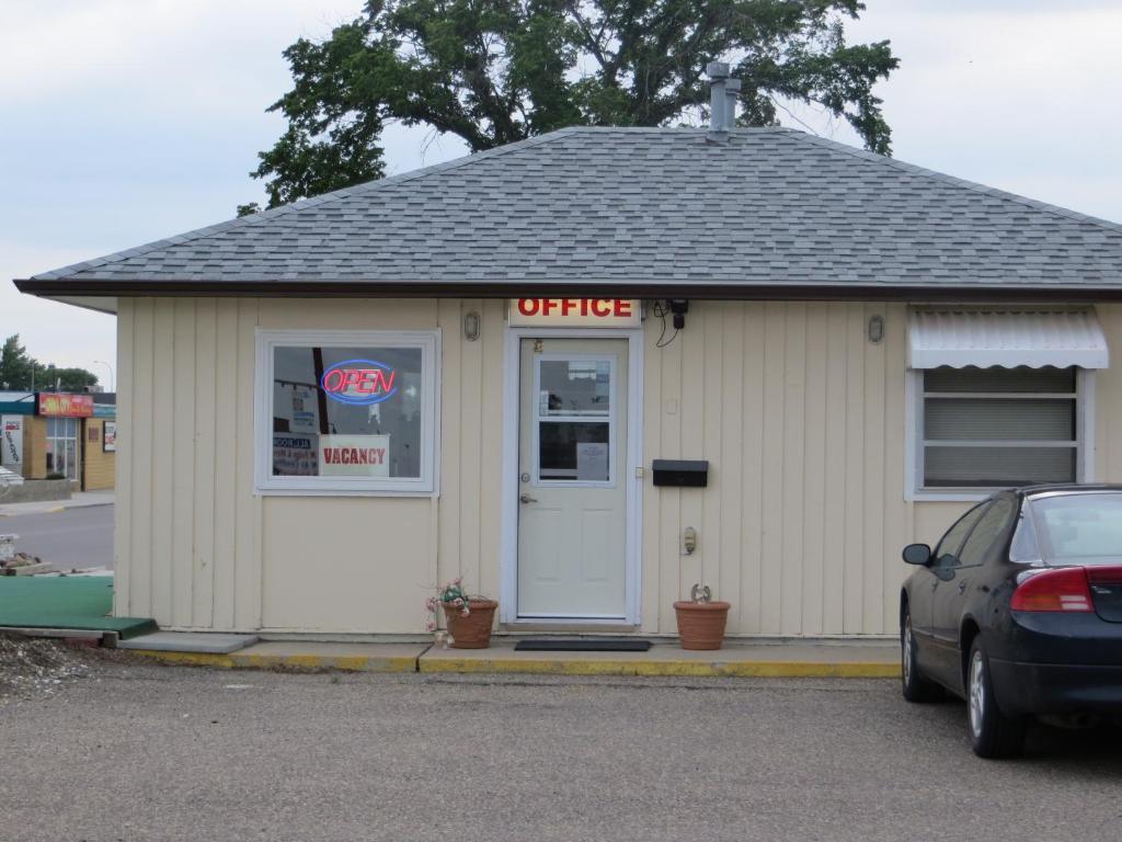 Fort Motel Fort Macleod Exterior foto